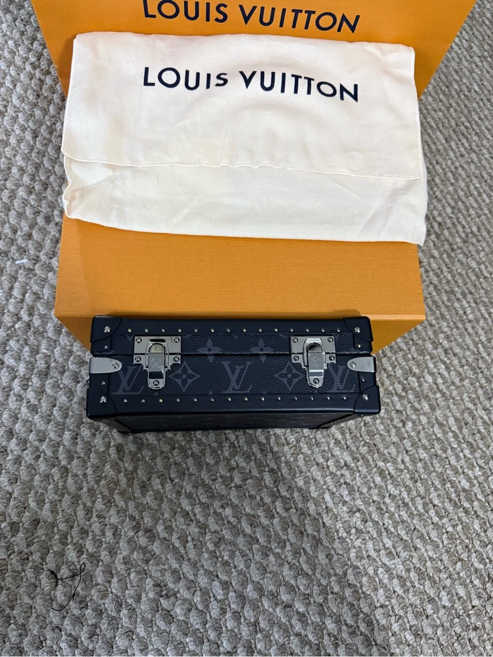 New Louis Vuitton Monogram Eclipse Clutch Box